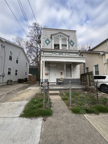 Primary Photo Of 4125 Chambers St, Cincinnati Apartments For Sale