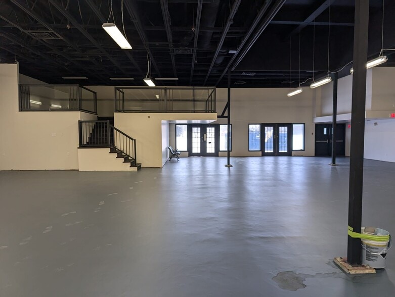 Primary Photo Of 4311 49 Ave, Red Deer Hotel For Sale