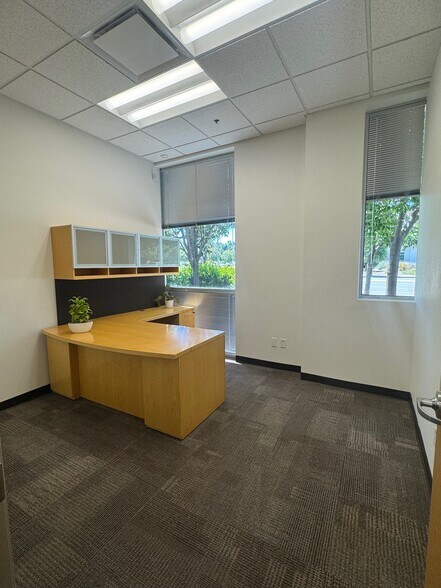 More Photos Of 6140 Hellyer Ave, San Jose Office Residential For Lease