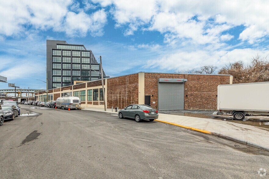 More Photos Of 25- 11 49th Ave, Long Island City Office For Lease