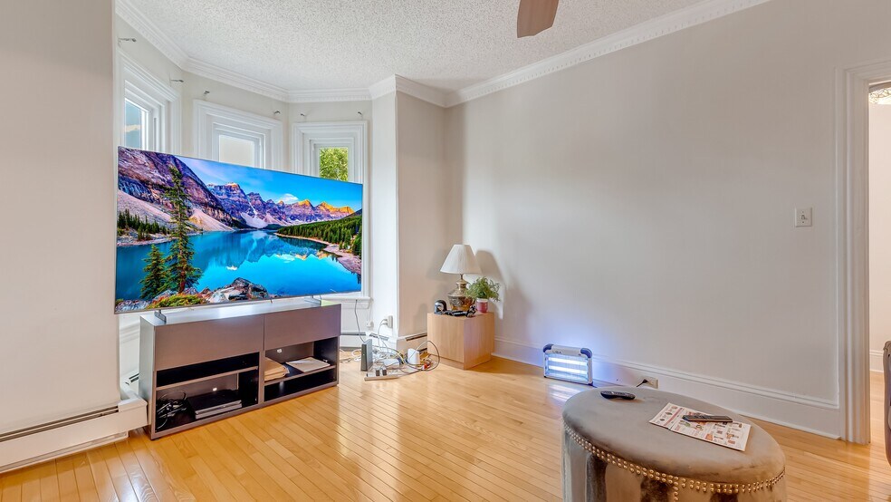 More Photos Of 207 W Broad St, Bethlehem Office For Sale