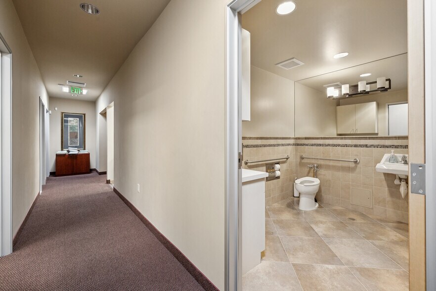 More Photos Of 550 Price Ave, Redwood City Office For Sale