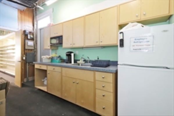 More Photos Of 246 E Main St, Fall River Drugstore For Sale