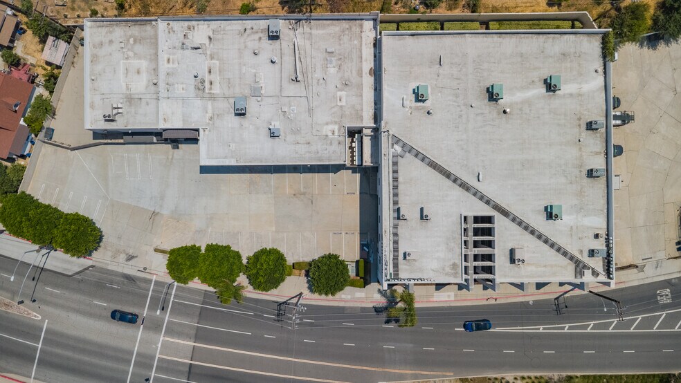 More Photos Of 1166 W Garvey Ave, Monterey Park Flex For Sale