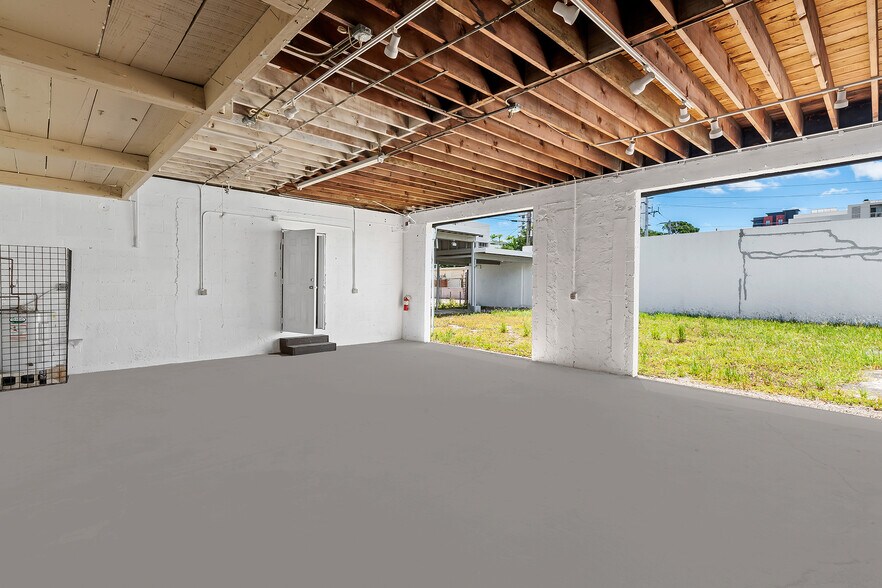 More Photos Of 810 NE 4th Ave, Fort Lauderdale Storefront Retail Office For Lease