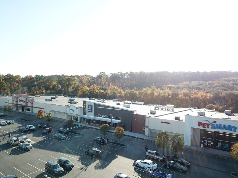 More Photos Of 1384 Atwood Ave, Johnston Unknown For Lease
