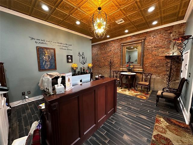 More Photos Of 9 W Main St, Ardmore Office For Sale