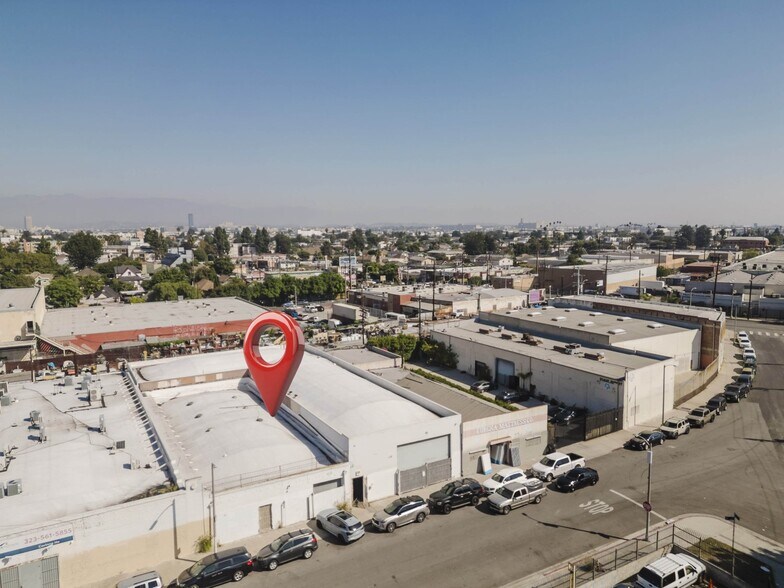 More Photos Of 965-973 E 31st St, Los Angeles Warehouse For Sale