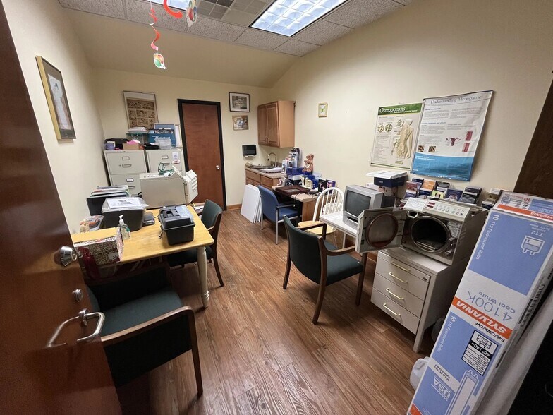 More Photos Of 270-280 E 90th Dr, Merrillville Medical For Lease