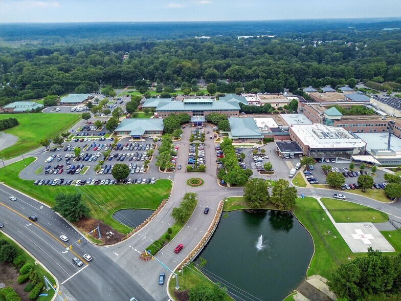 More Photos Of 8220 Meadowbridge Rd, Mechanicsville Medical For Lease