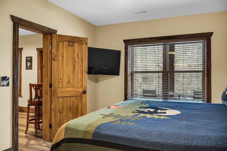 More Photos Of , Tellico Plains Unknown For Sale
