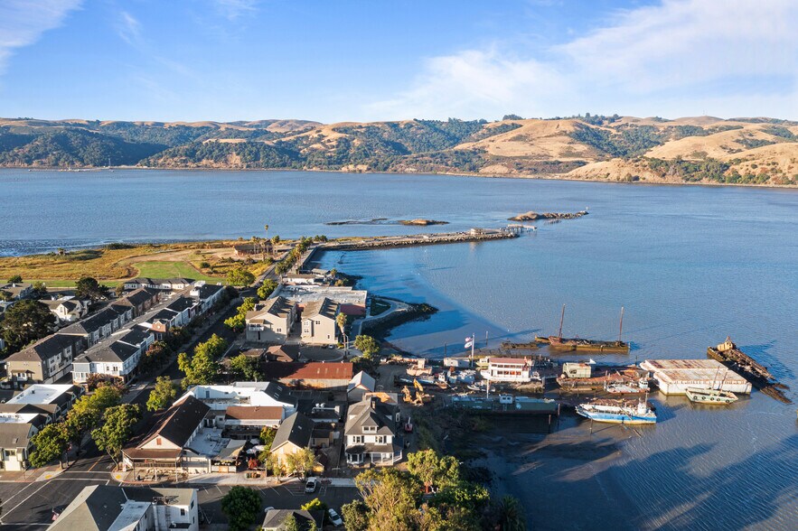 More Photos Of 106 W J St, Benicia Office For Sale