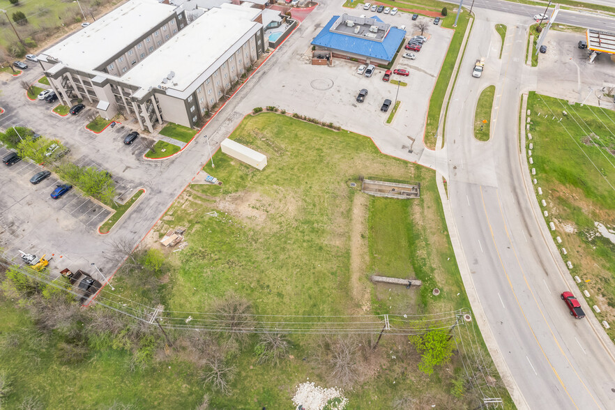 Primary Photo Of 350 Chisholm Pkwy, Round Rock Land For Sale