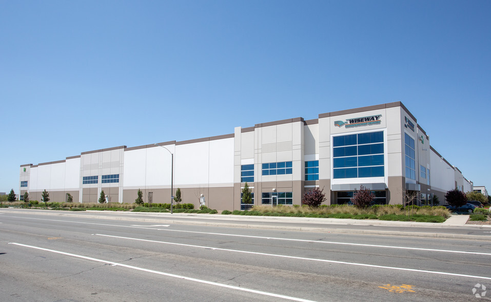 Primary Photo Of 24901 San Michele Rd, Moreno Valley Distribution For Lease