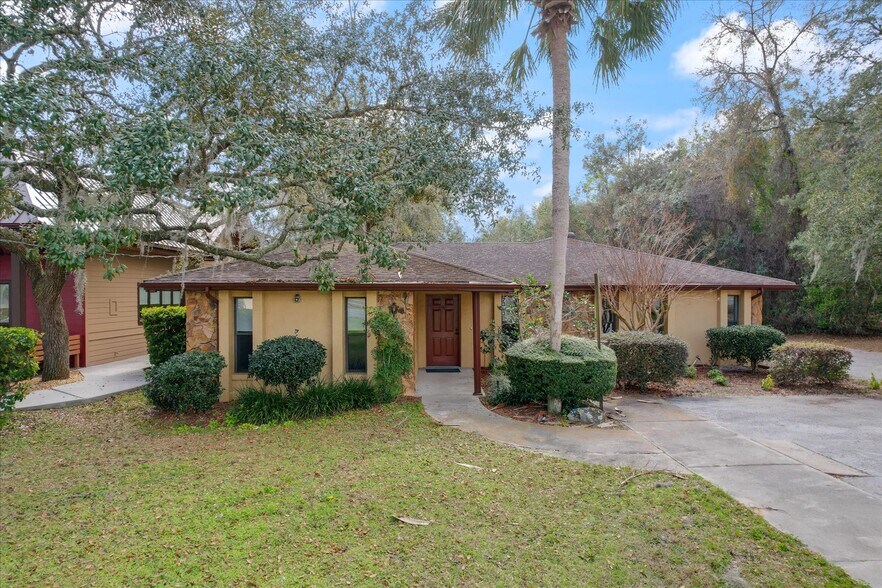 More Photos Of 2303 W Highway 44, Inverness Office For Sale