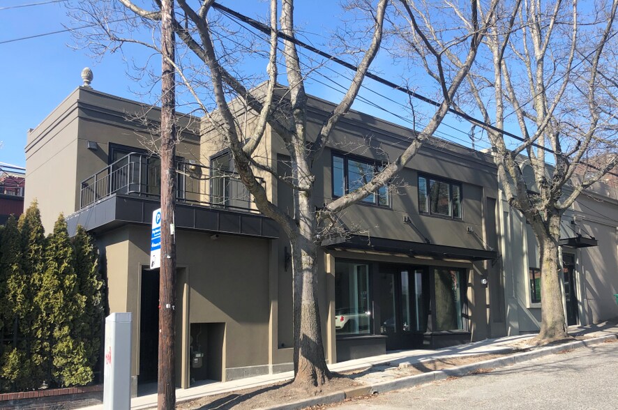 Primary Photo Of 2106 NW Vernon Pl, Seattle Loft Creative Space For Lease