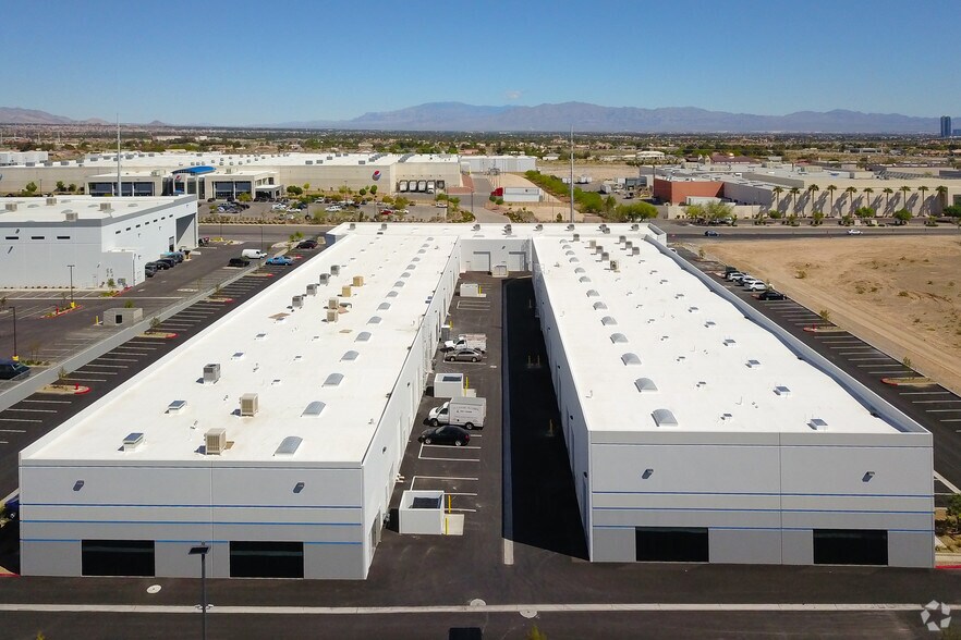 More Photos Of 6445 W Sunset Rd, Las Vegas Warehouse For Lease