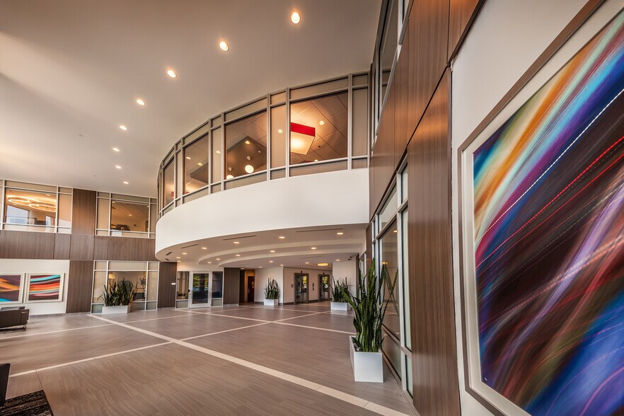 More Photos Of 8440 Allison Pointe Blvd, Indianapolis Office For Sale