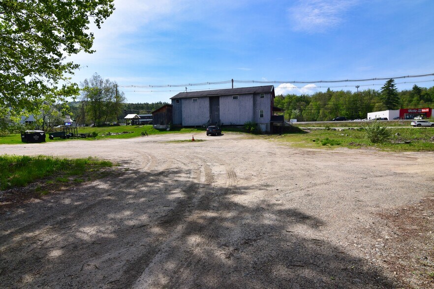 More Photos Of 584 Tenney Mountain Hwy, Plymouth Freestanding For Sale