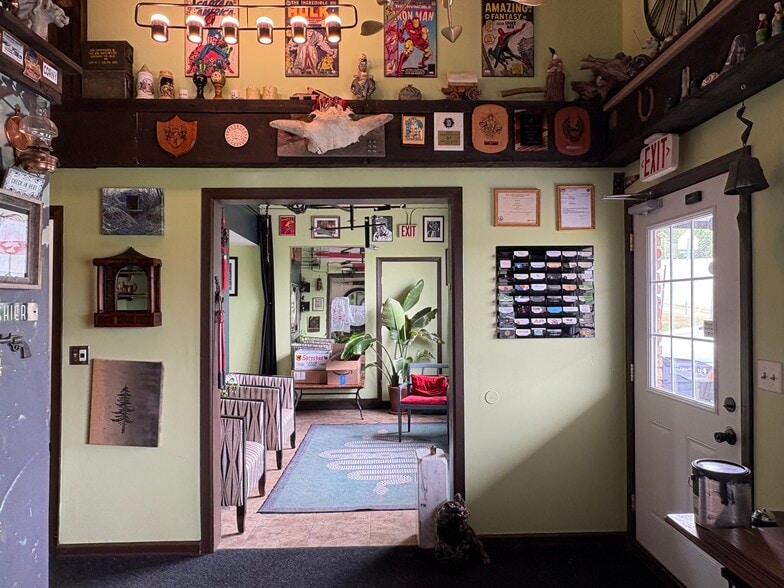 More Photos Of 15 W Redwing St, Duluth Office Residential For Sale