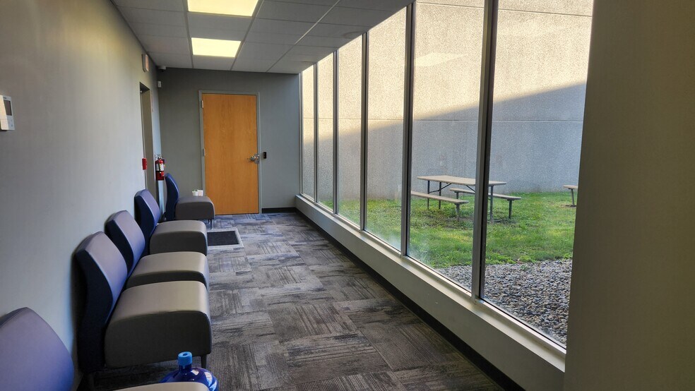 More Photos Of 980 James St, Syracuse Medical For Lease