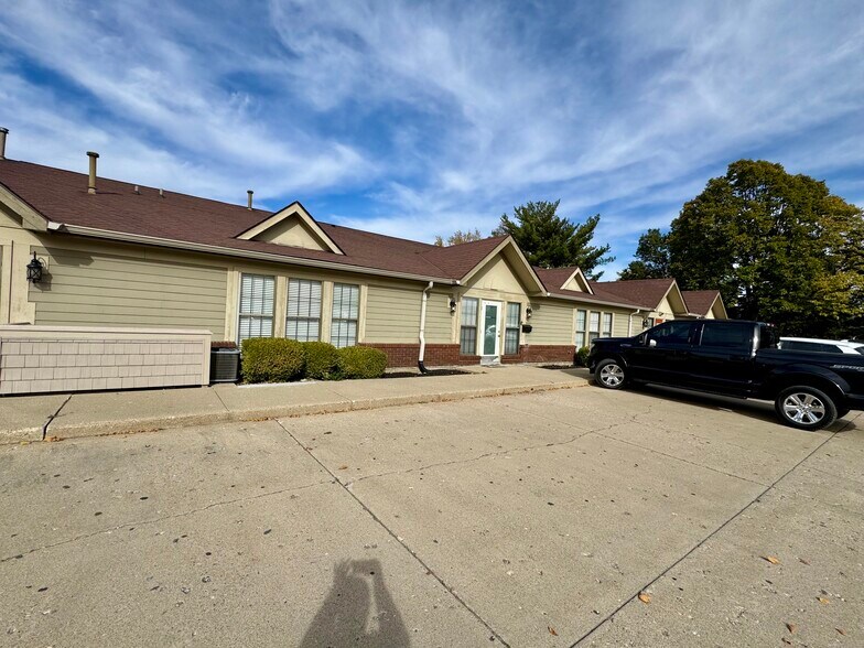 More Photos Of 200 Professional Ct, Lafayette Office For Lease