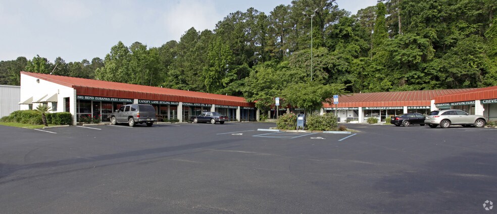 More Photos Of 2522 Capital Cir NE, Tallahassee General Retail For Sale