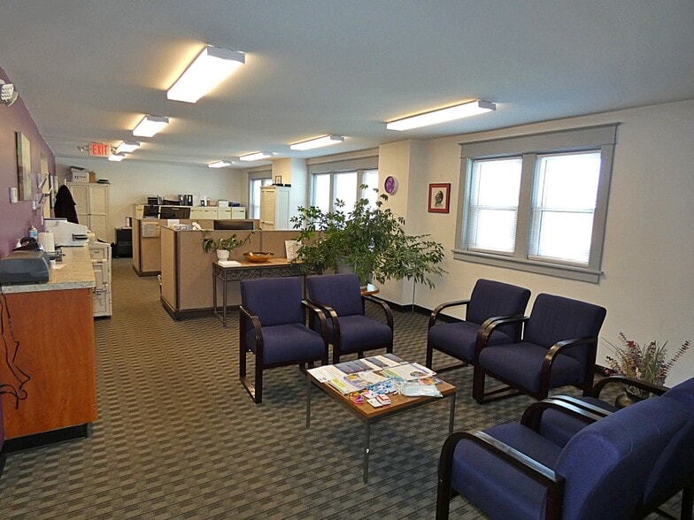 More Photos Of 2495 Elmwood Ave, Buffalo Office For Sale