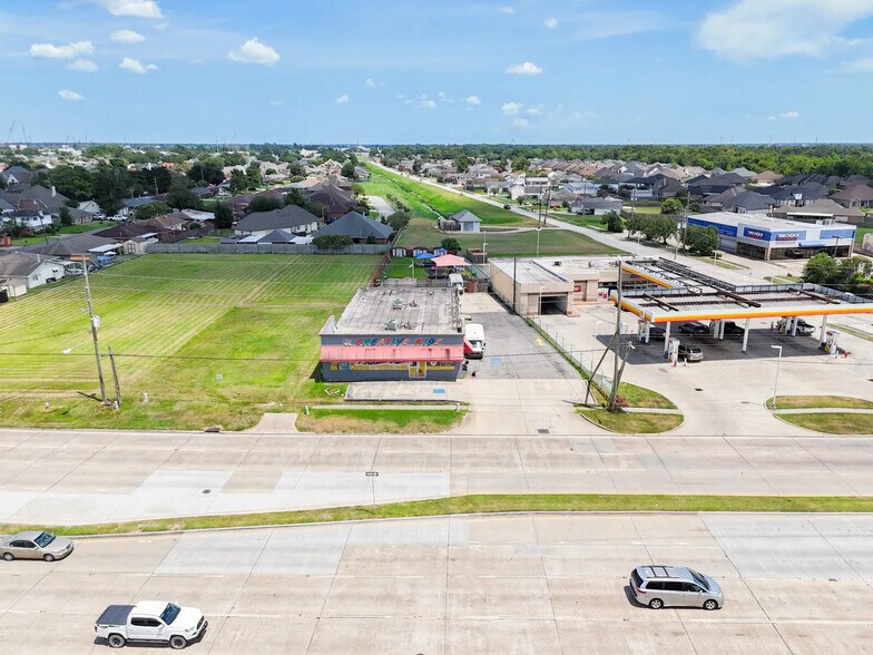 More Photos Of 2141 Barataria Blvd, Marrero Daycare Center For Sale