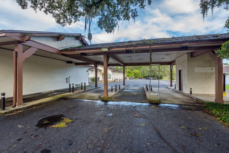 More Photos Of 5431 E Silver Springs Blvd, Silver Springs Office For Lease