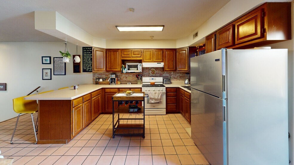 More Photos Of 816 Main St, Lafayette Storefront Retail Residential For Sale