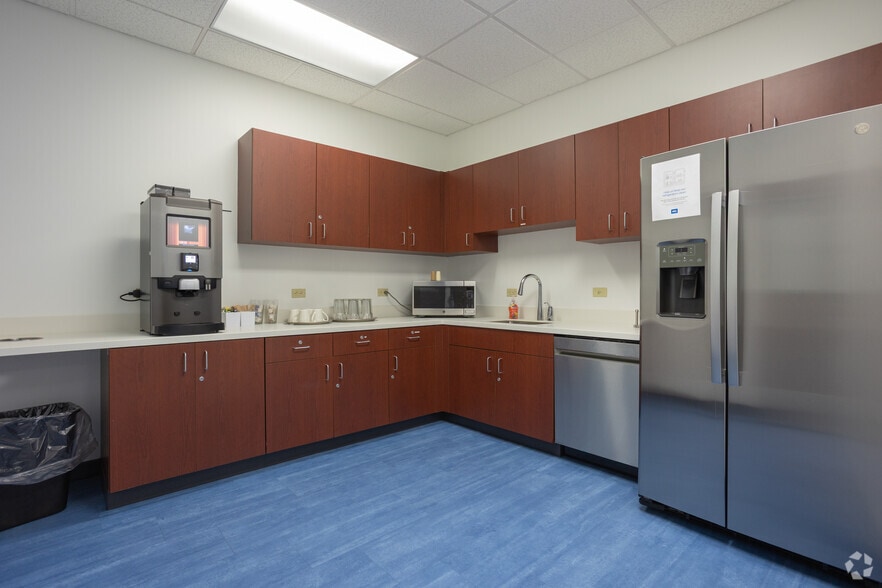 More Photos Of 5030 Corporate Exchange Blvd SE, Grand Rapids Coworking Space