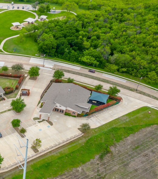 Primary Photo Of 1211 Ranch Trail, Irving Medical For Lease