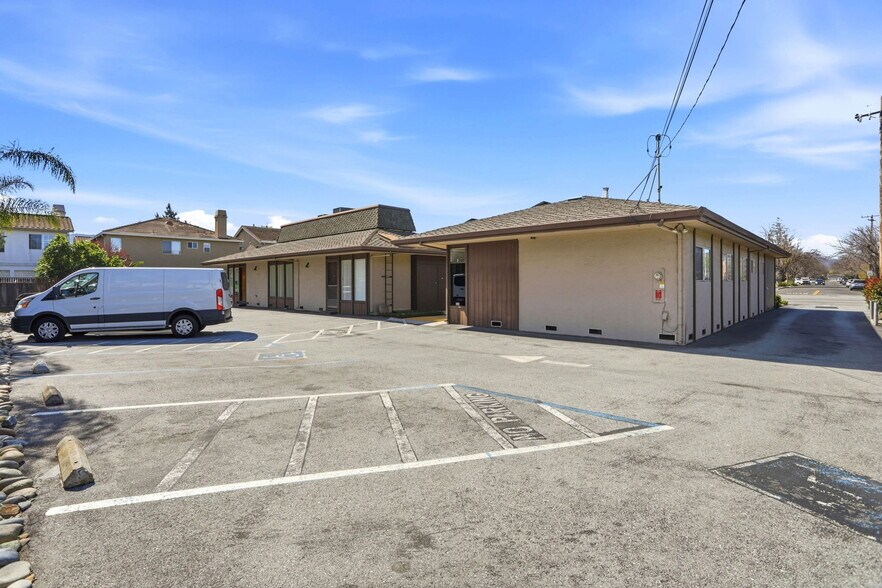 More Photos Of 2940 Union Ave, San Jose Medical For Lease