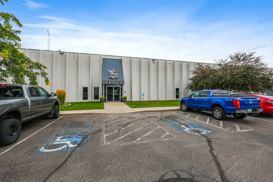 More Photos Of 6715 E Mission Ave, Spokane Warehouse For Lease