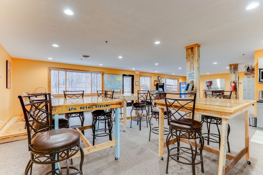 More Photos Of 11979 Cr-11, Burnsville Office For Sale