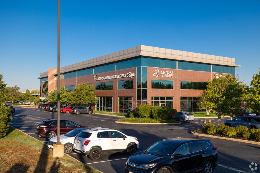 Primary Photo Of 17300 N Outer Forty, Chesterfield Medical For Lease