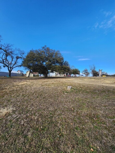 More Photos Of 1105 Palo Pinto St, Weatherford Hospitality For Sale