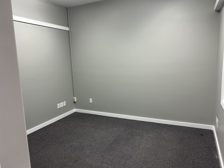 More Photos Of 4496-4516 John Tyler Memorial Hwy, Williamsburg Unknown For Lease