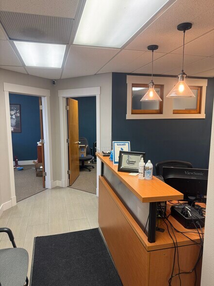 More Photos Of 695 Pierce St, Erie Office For Sale