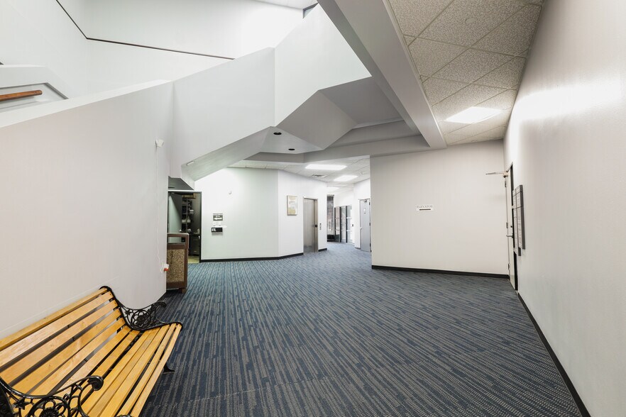 More Photos Of 4000 Garth Rd, Baytown Medical For Sale