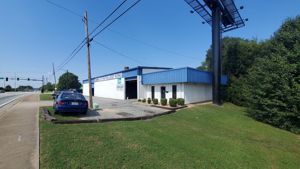 More Photos Of 1201 Manchester Expy, Columbus Auto Repair For Sale