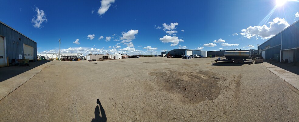 More Photos Of 1801 8th St, Nisku Manufacturing For Lease