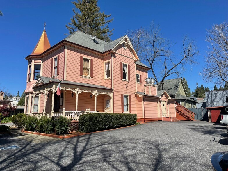 More Photos Of 124 Bank St, Grass Valley Restaurant For Sale