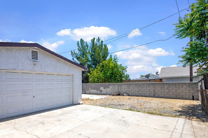 More Photos Of 8247 9th St, Rancho Cucamonga Apartments For Sale