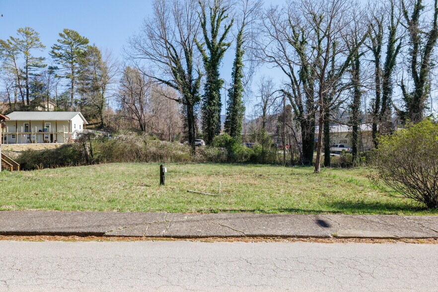 More Photos Of 0 Valley Street, Clayton Land For Sale