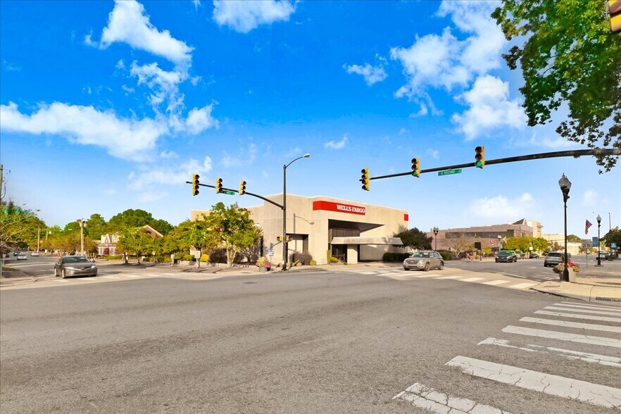 More Photos Of 201 E Market St, Smithfield Bank For Sale