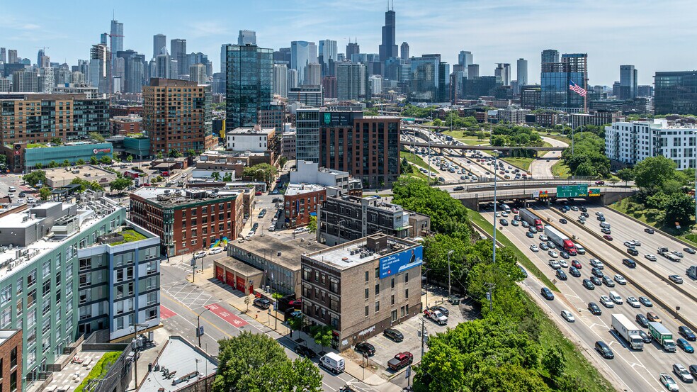 More Photos Of 1135 W Chicago Ave, Chicago Storefront Retail Residential For Lease