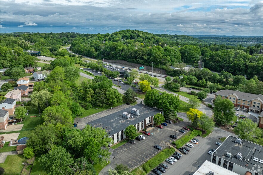 More Photos Of 600 N Bell Ave, Carnegie Medical For Lease