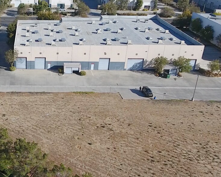 More Photos Of 200 E Avenue K-8, Lancaster Warehouse For Lease